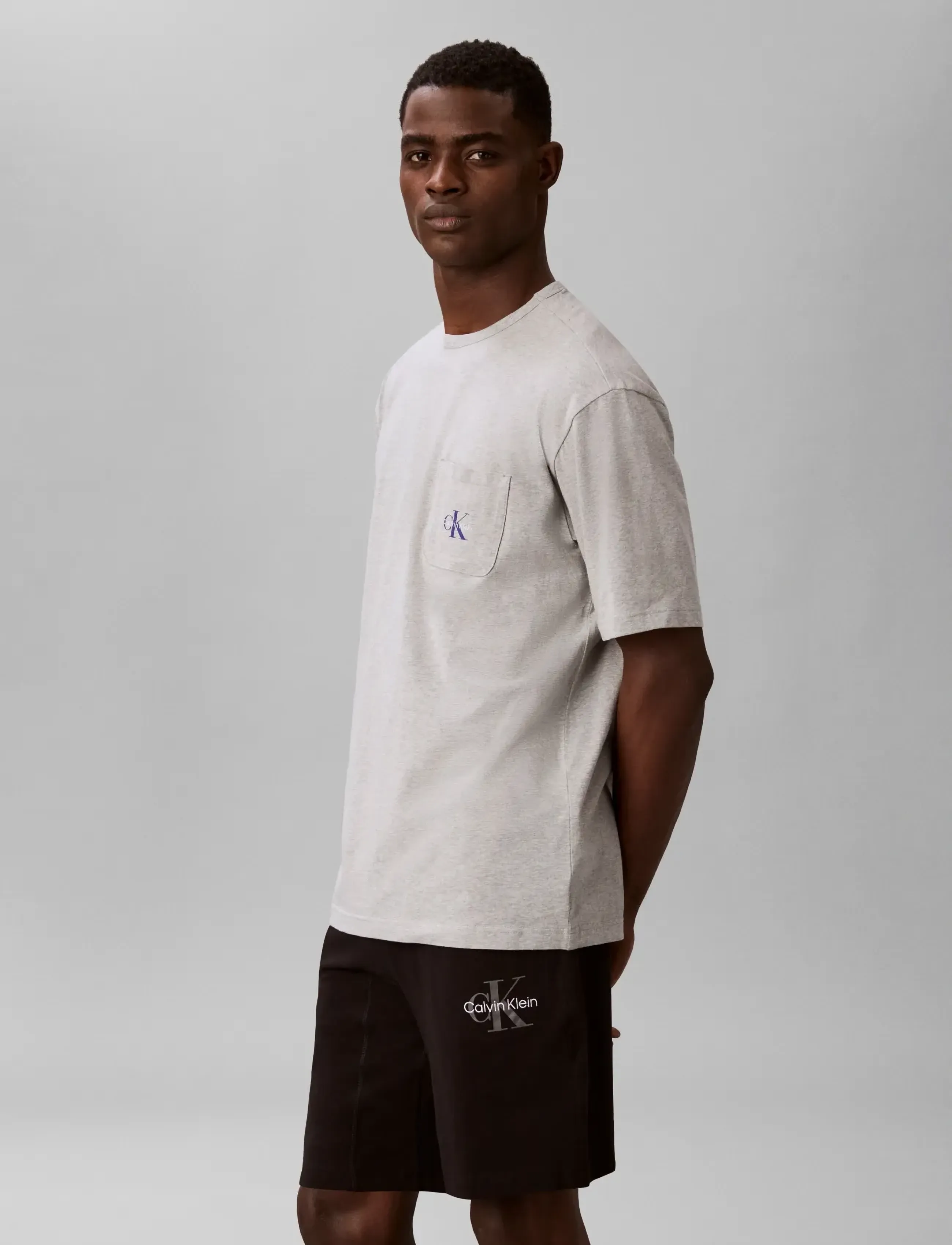 Calvin Klein - MONOGRAM S/S CREW NECK - die niedrigsten preise - b10 grey heather - 4