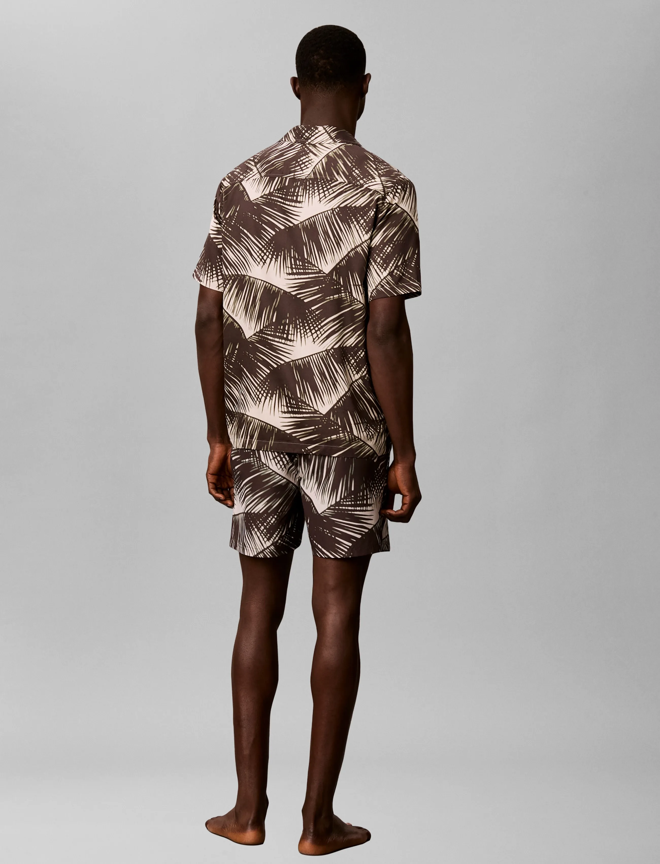 Calvin Klein - S/S BUTTON DOWN - lühikeste varrukatega särgid - 20251 adventure palm+oatmeal - 2