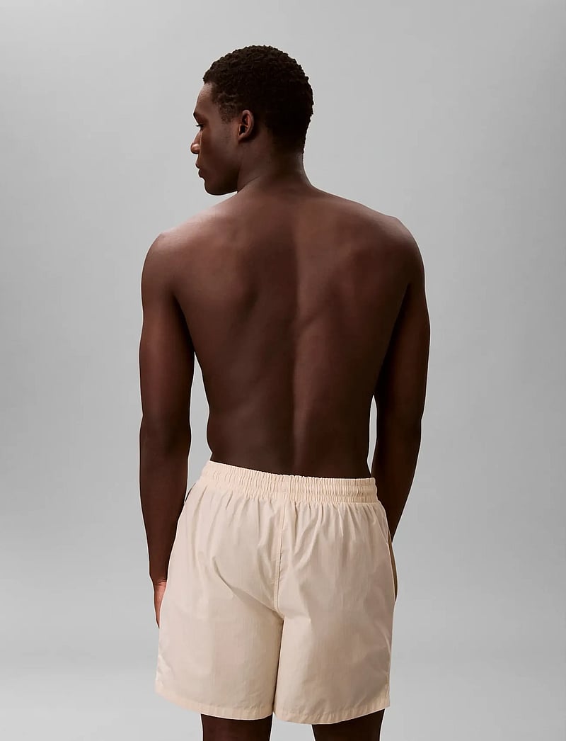 Calvin Klein - HERITAGE CREST SLEEP SHORT - casual shorts - slim stripe chalk - 2