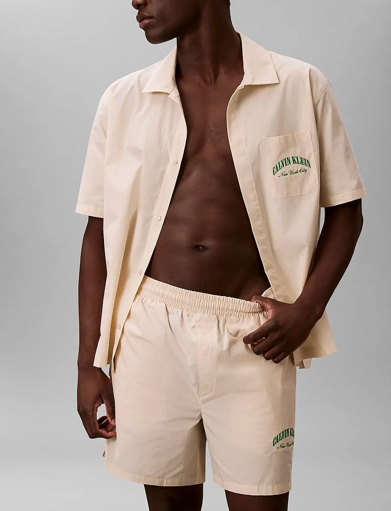 Calvin Klein - HERITAGE CREST SLEEP SHORT - casual shorts - slim stripe chalk - 5