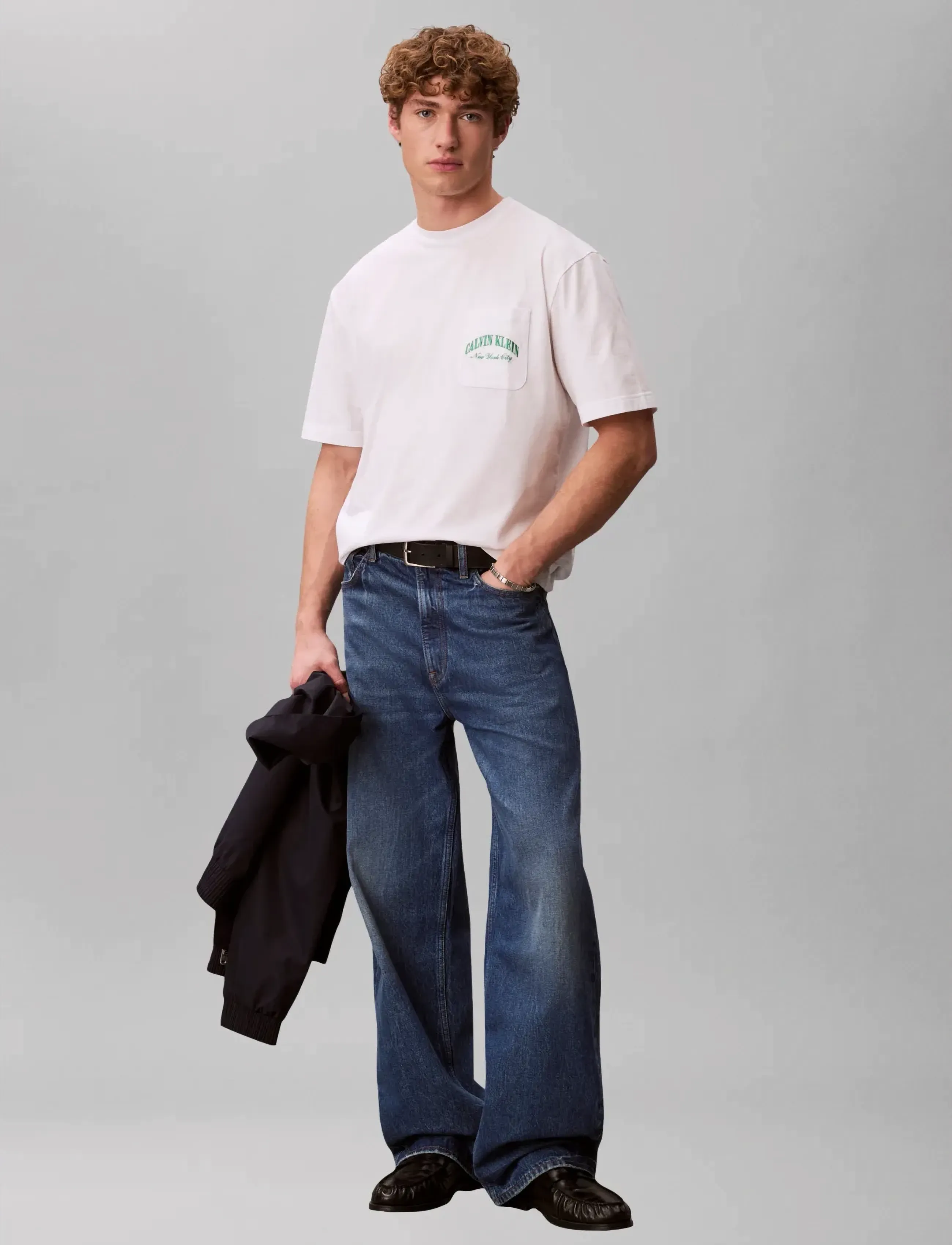 Calvin Klein HERITAGE CREST S/S CREW NECK - Jaunumi - CLASSIC WHITE / white