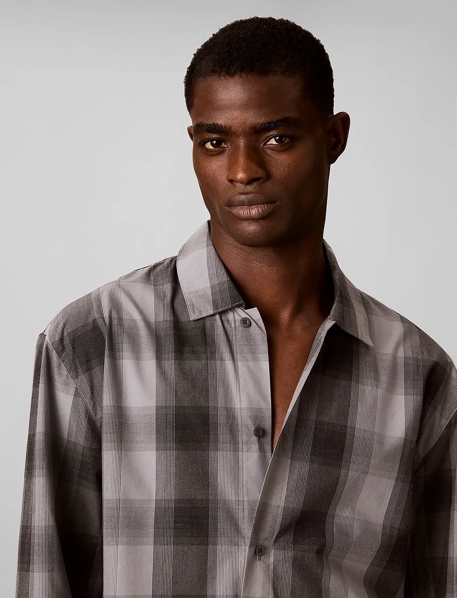 Calvin Klein - HOLIDAY POPLIN L/S BUTTON DOWN S - 21767 shadows plaid+convoy - 2