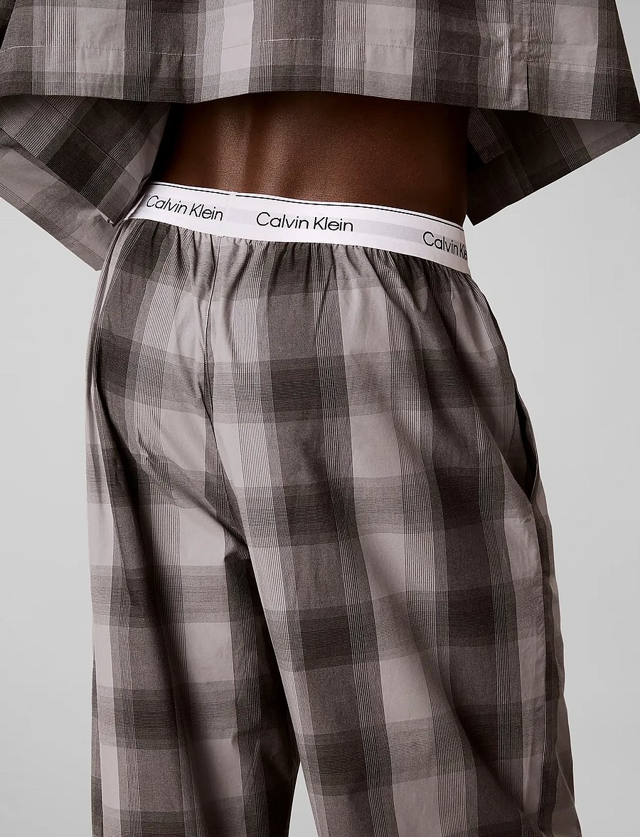 Calvin Klein - HOLIDAY POPLIN L/S BUTTON DOWN S - 21767 shadows plaid+convoy - 4