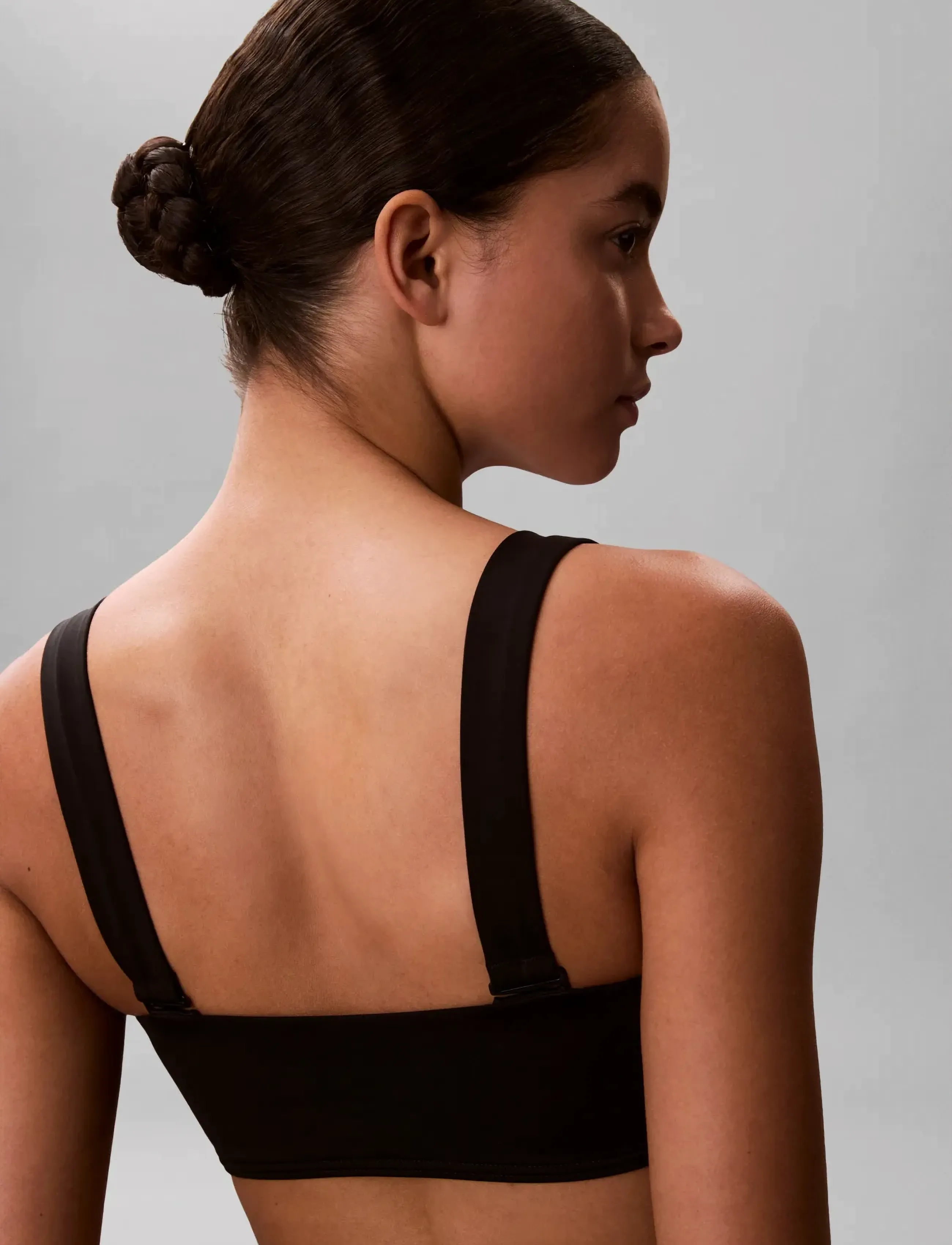 Calvin Klein - BANDEAU W STRAPS - bikinio liemenėlės su kaspinėliais - black - 4