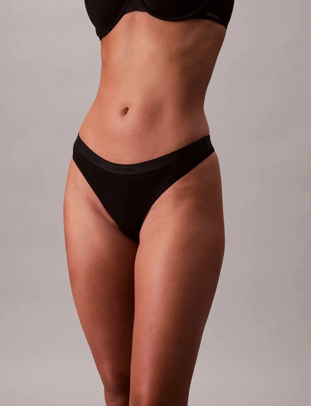 Calvin Klein - THONG 5 PK - stringtrusser - black/black/adrenaline rush/dark be - 4