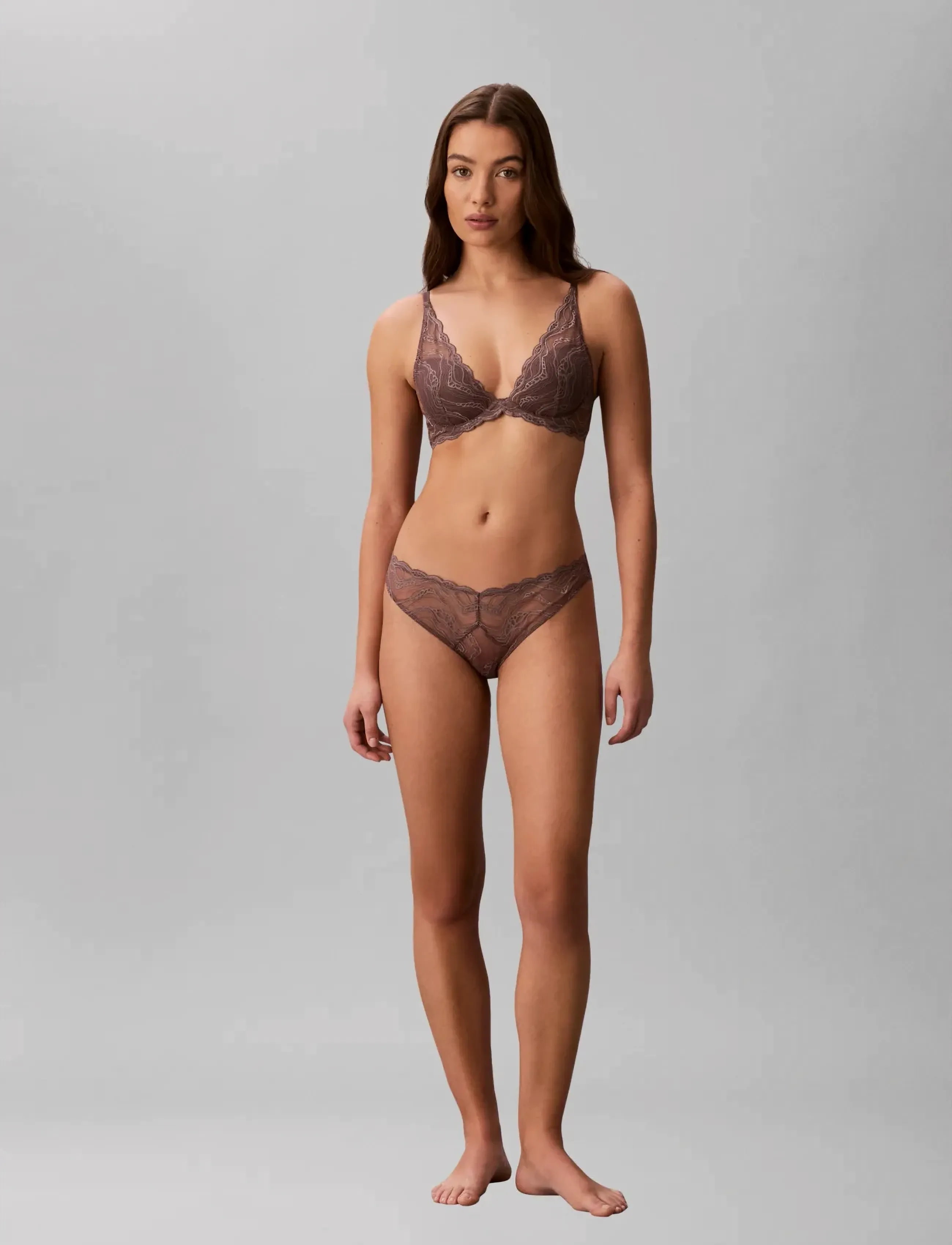 Calvin Klein LIGHTLY LINED PLUNGE - Rintaliivit - BOTANICAL BROWN / brown