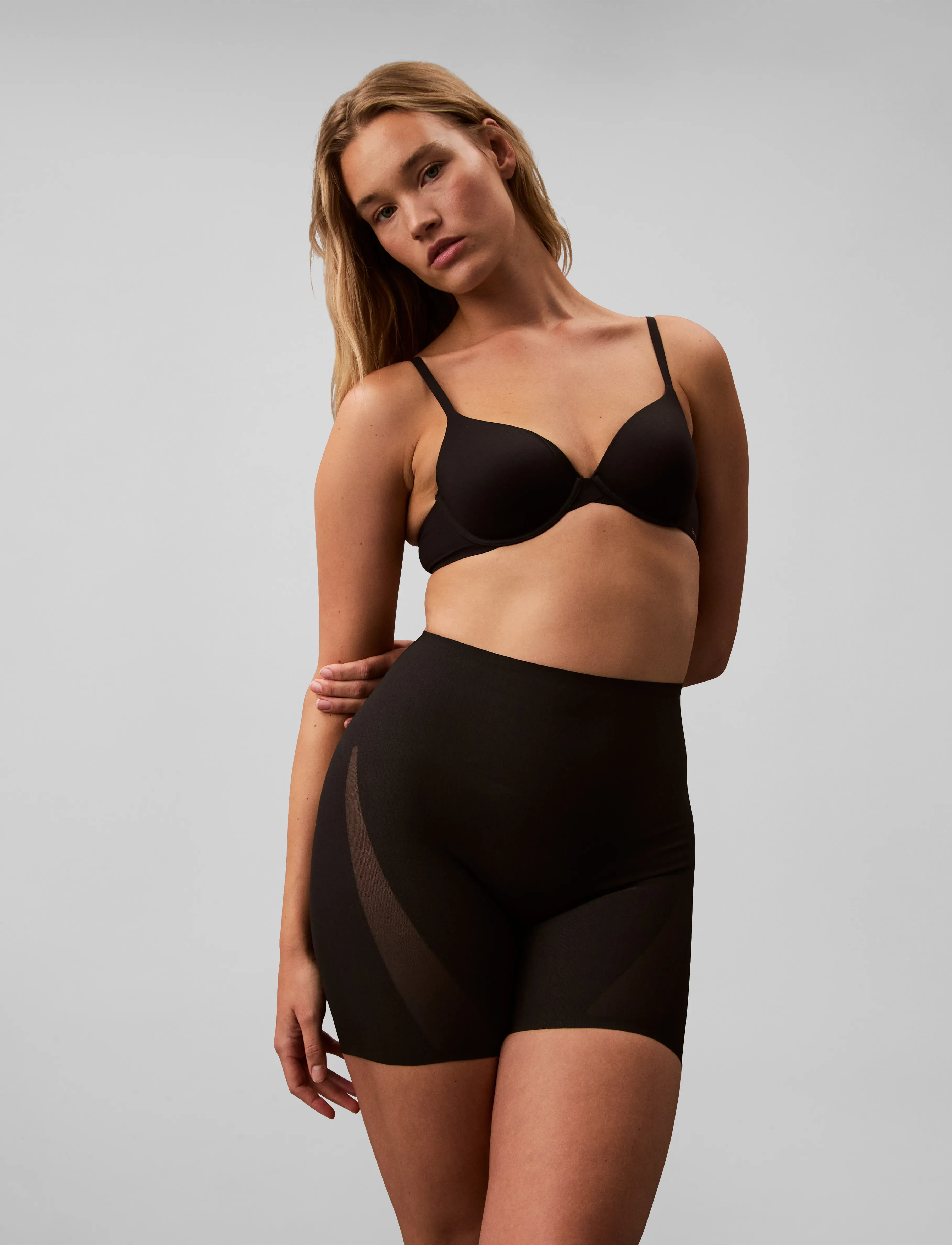 Calvin Klein Mid Thigh Short shapewear dam – bild 5