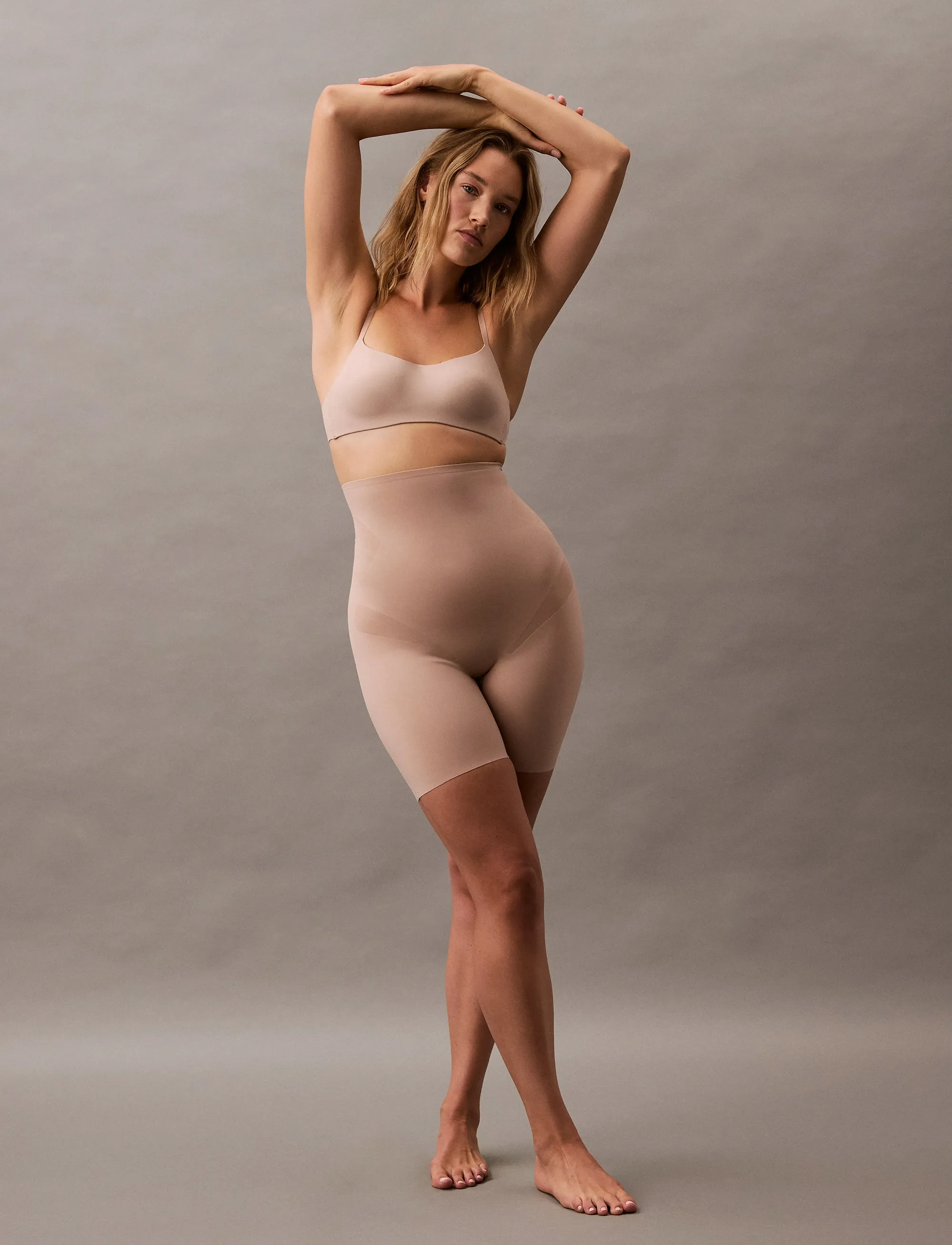 Calvin Klein - MID THIGH SHORT - shapewear hosen - cedar - 4