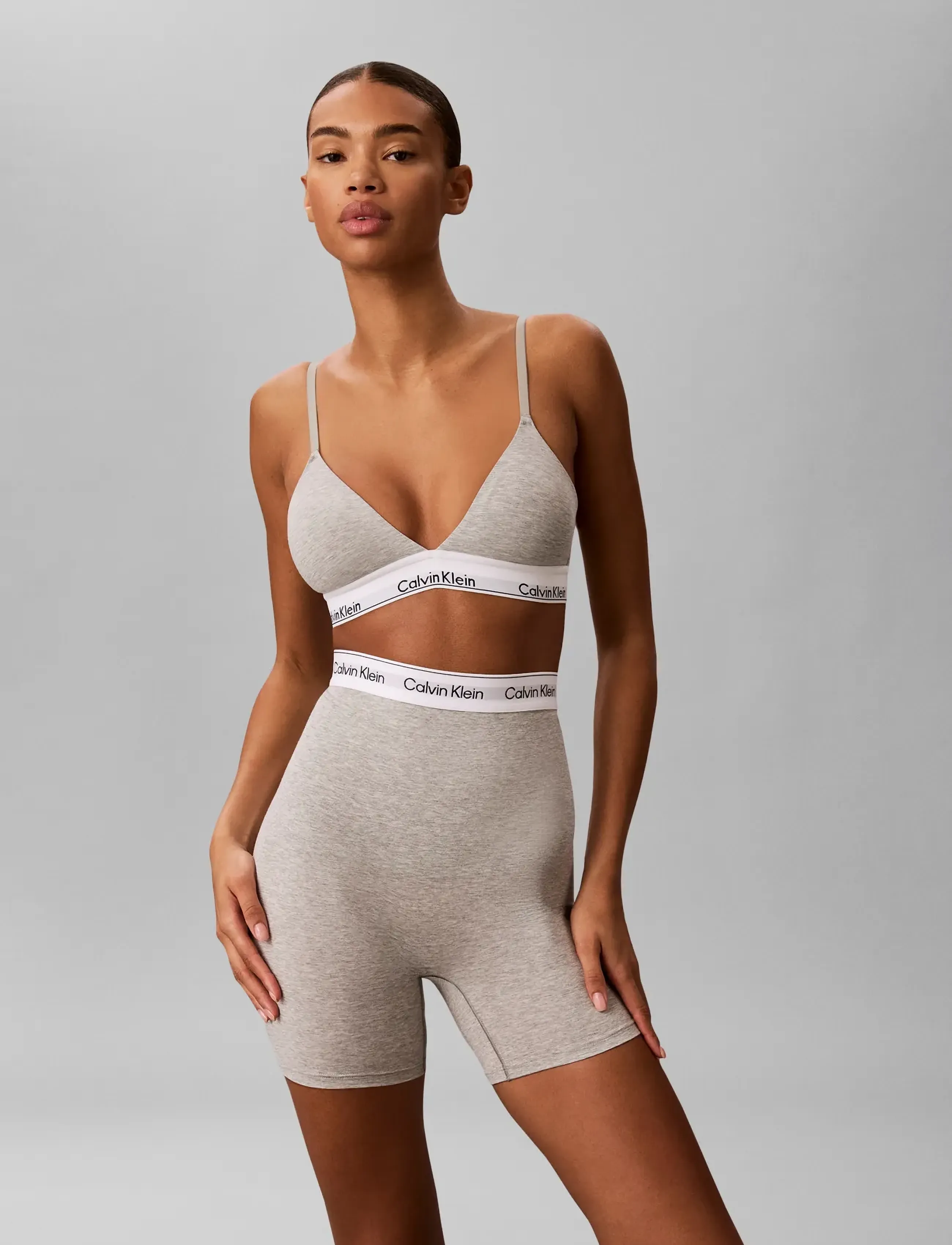 Calvin Klein - THIGH SHORT - premium-styles - b10 grey heather - 3