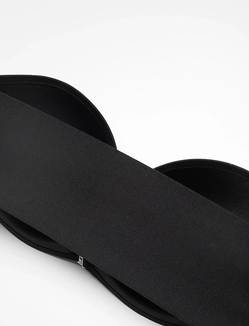 Calvin Klein - FRONT CLASP PU STRAPLESS - stropløse bh'er - black - 5