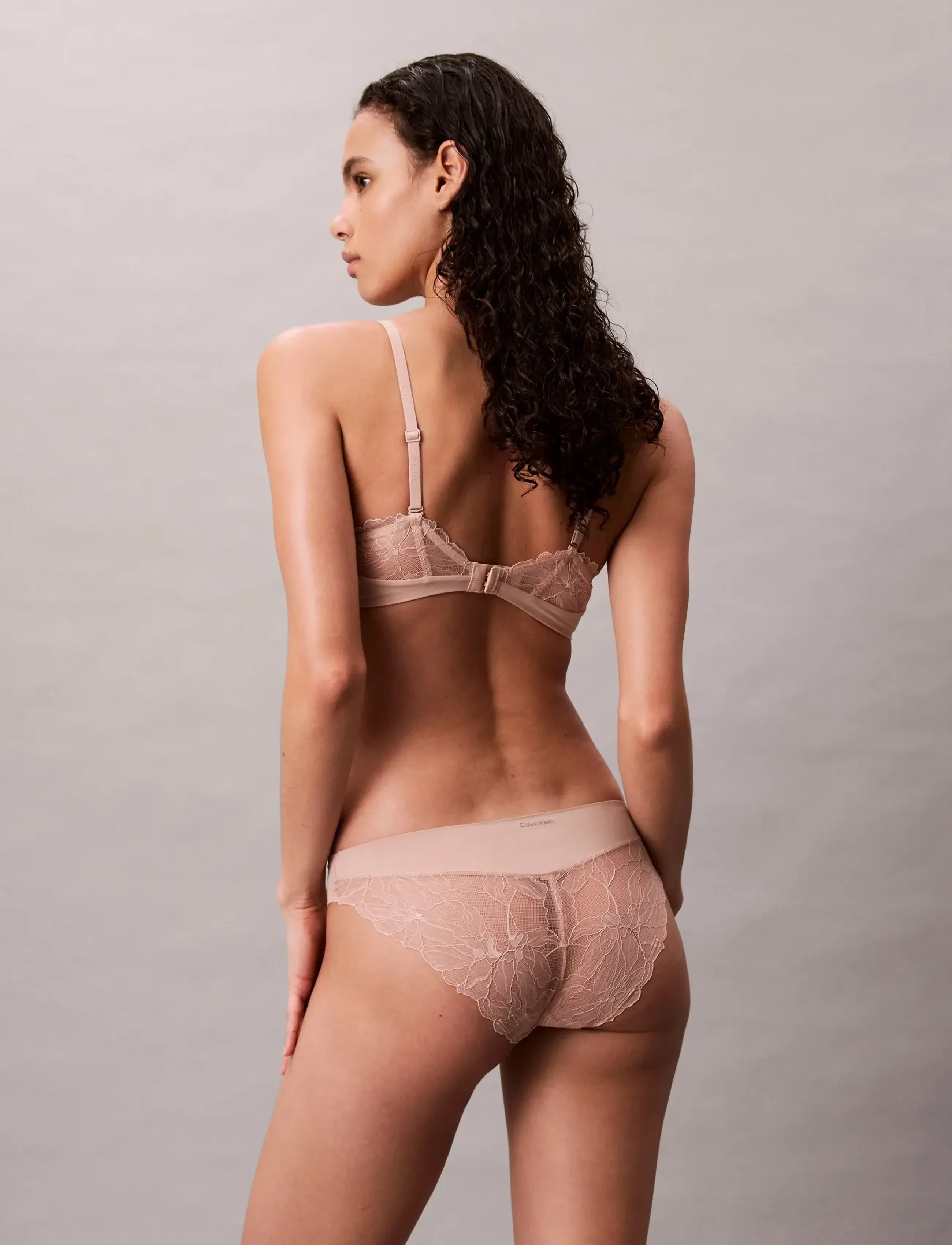 Calvin Klein Lght Lined Perfect Coverage push up bh dam – bild 5