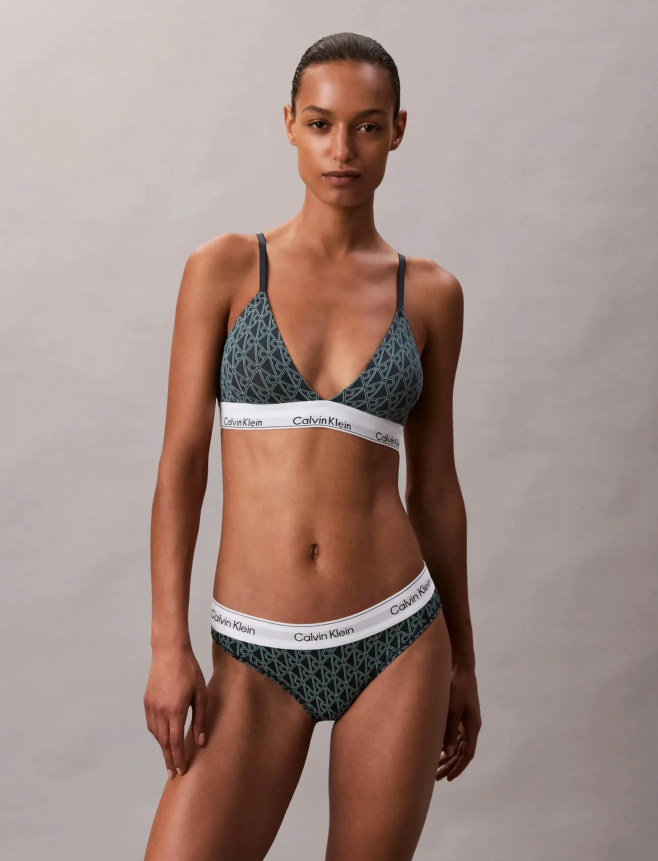 Calvin Klein - LIGHTLY LINED TRIANGLE - bralette - bijou modern emblem outline+stratif - 4