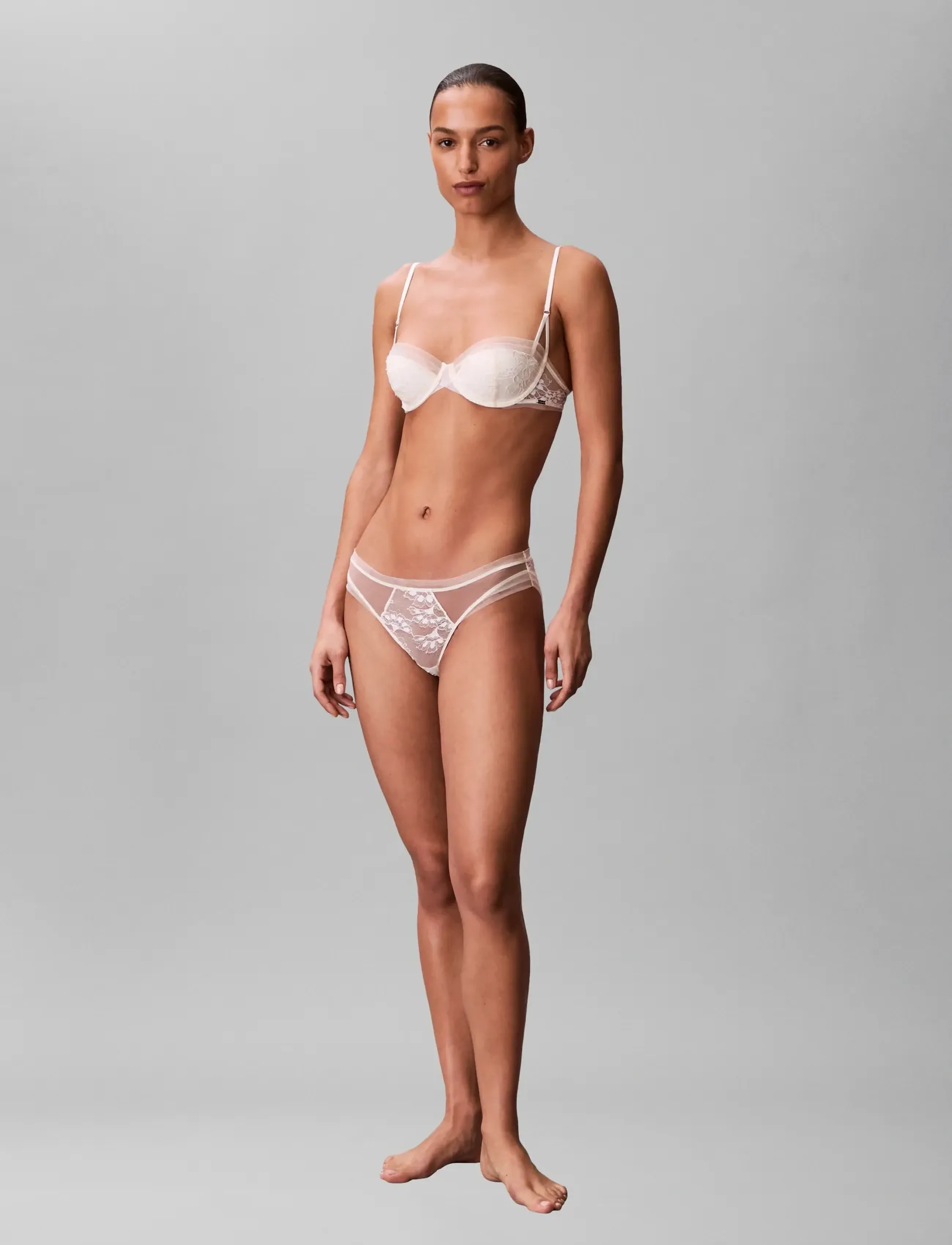 Calvin Klein Lightly Lined Balconette, 75 D, Bras & Oberteile, Creme - Balconette Bras, Frauen