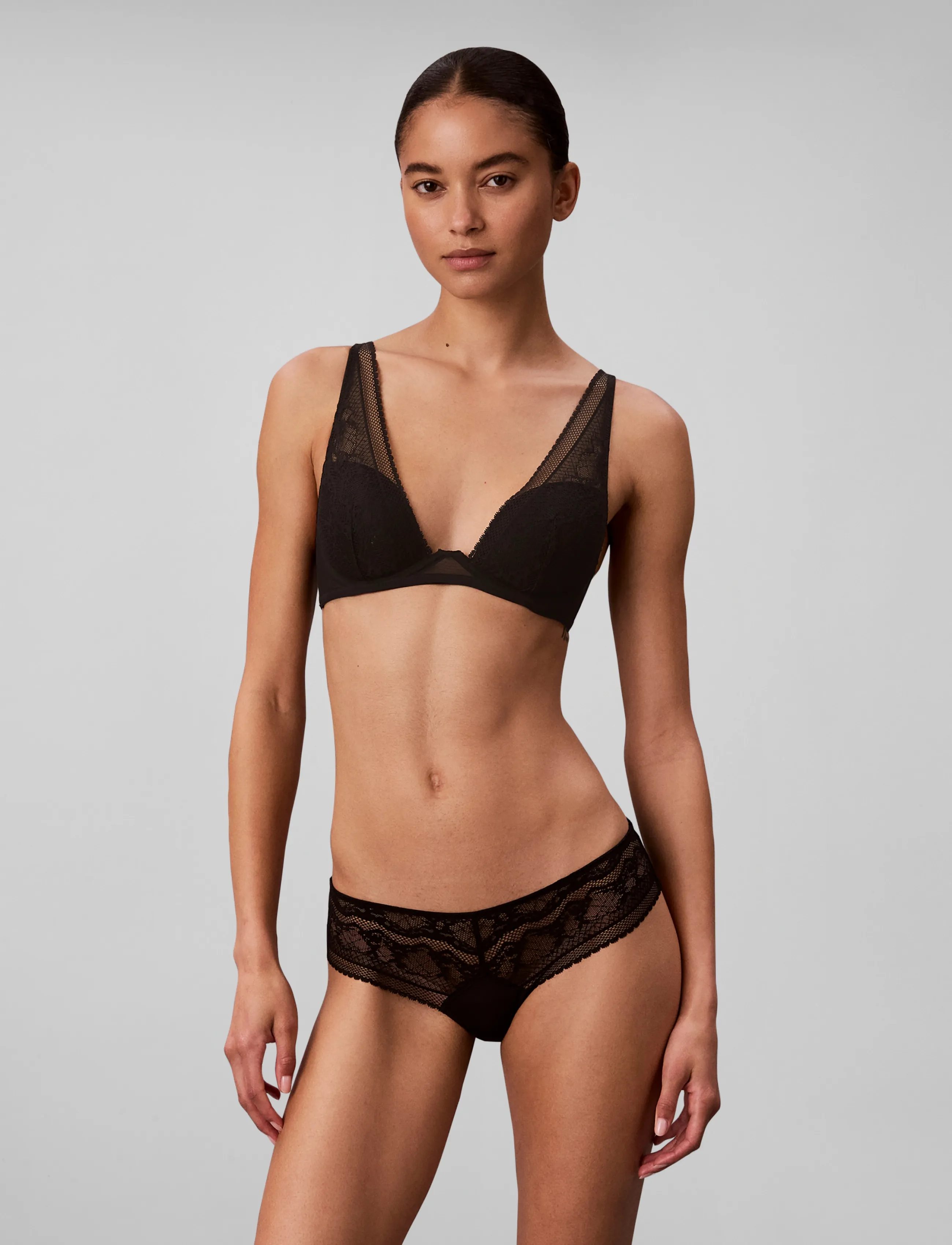 Calvin Klein - LIGHTLY LINED PLUNGE - plunge bras - black - 3