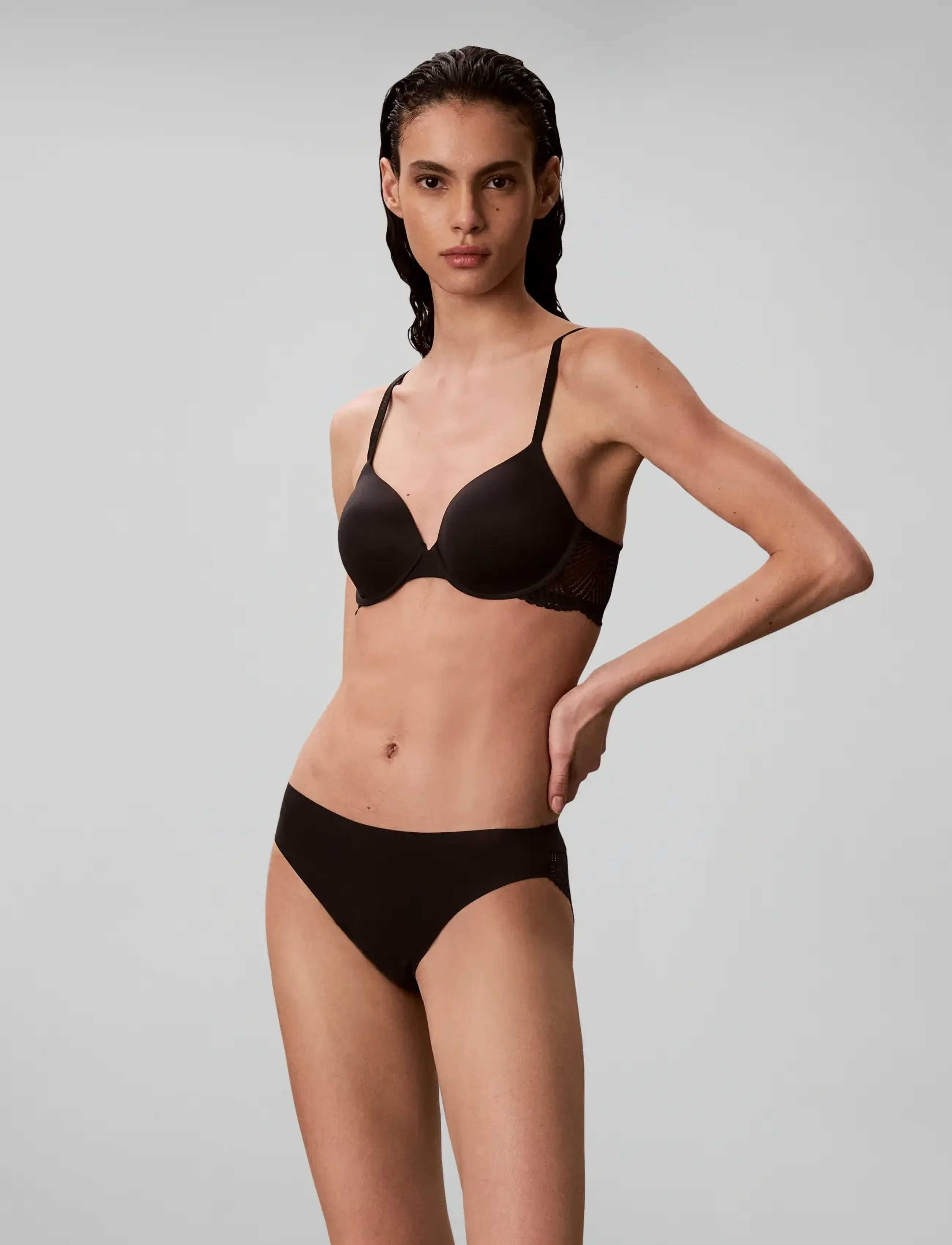 Calvin Klein - LIGHTLY LINED PERFECT COVERAGE - push up bras - black - 3