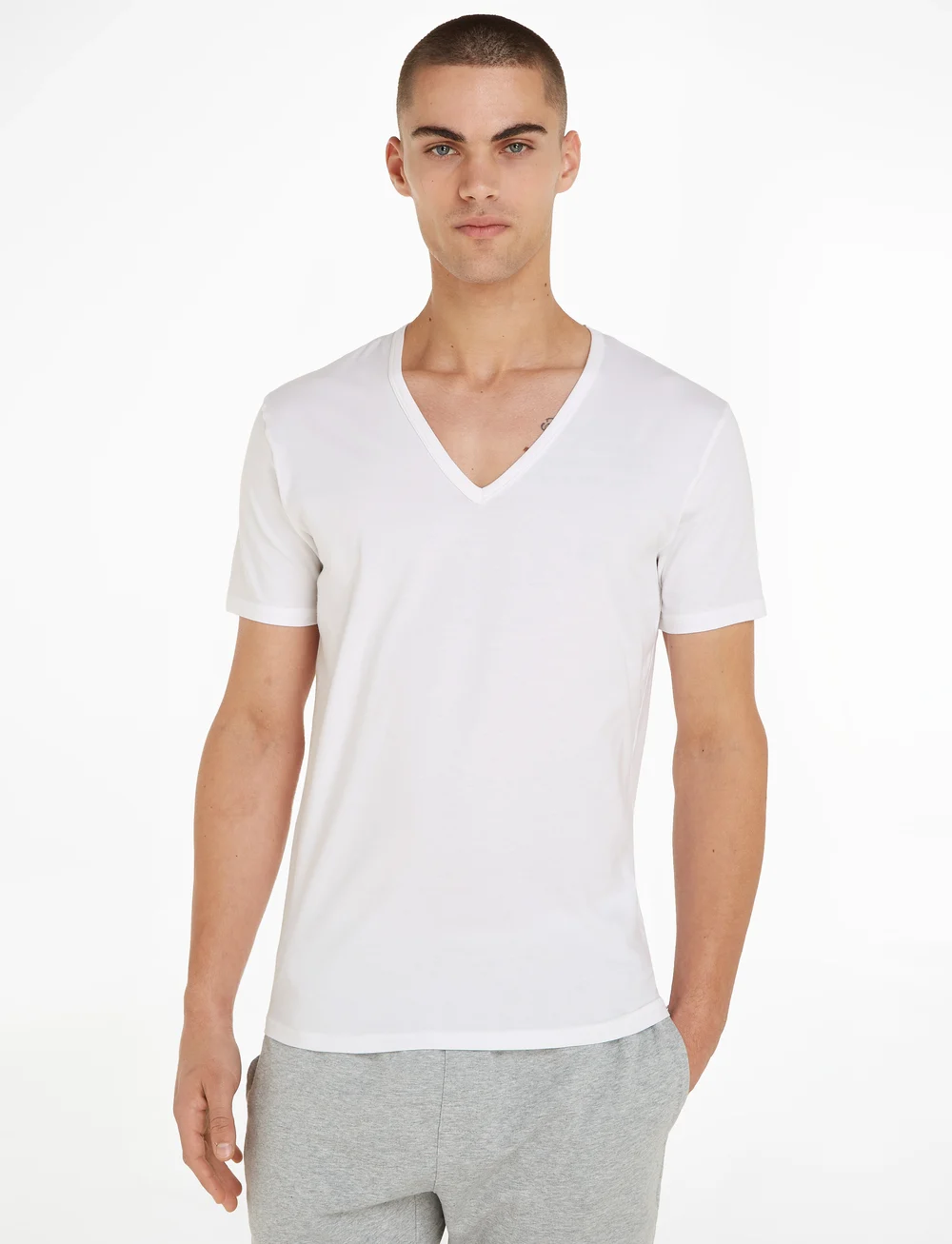 Calvin Klein 2p S s V Neck T Shirts Boozt