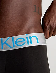 Calvin Klein - LOW RISE TRUNK 3PK - boxers - b- dahlia lg, cloisonne, grey sky - 3
