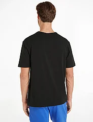 Calvin Klein - S/S CREW NECK - kortärmade t-shirts - black - 2