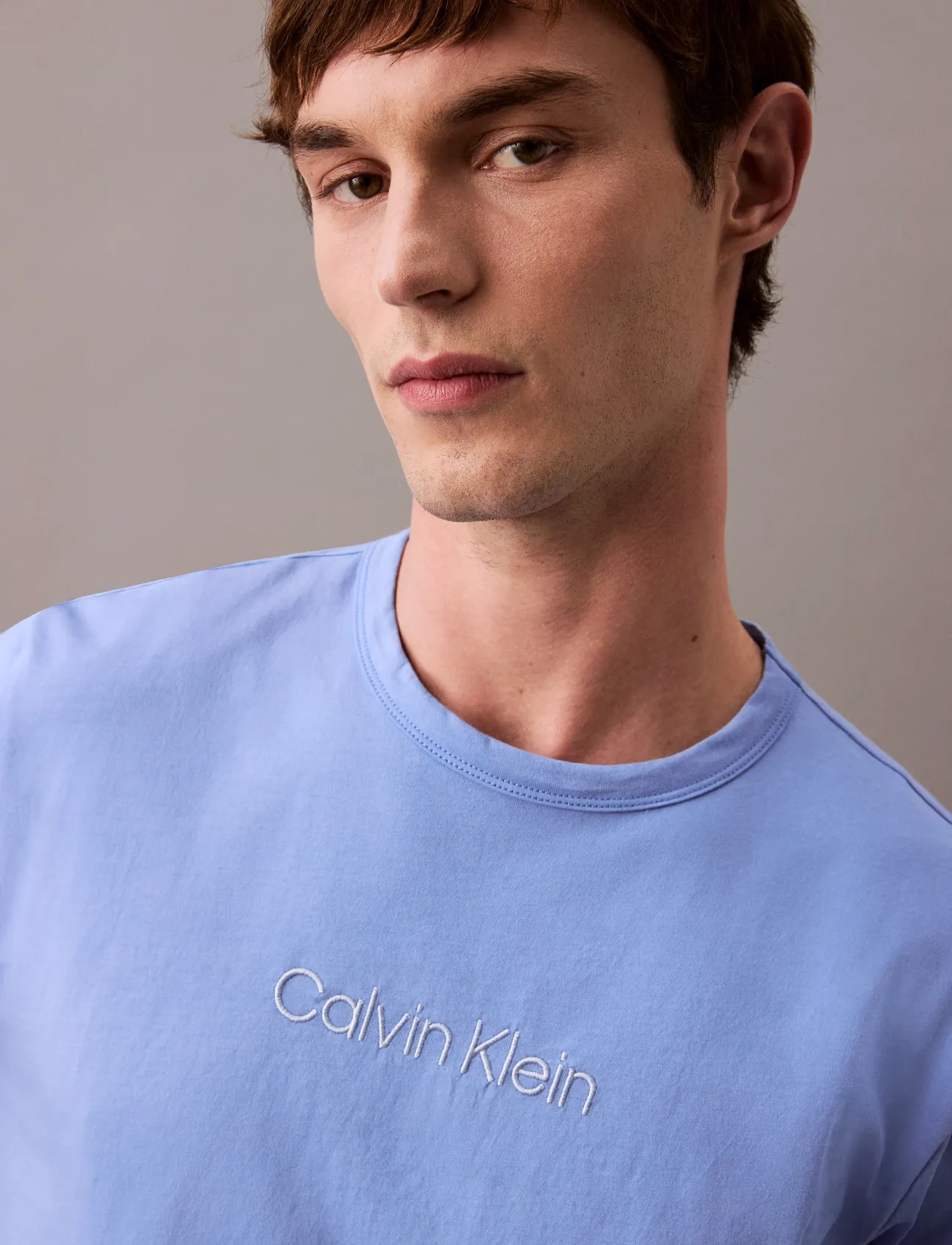 Calvin Klein - S/S CREW NECK - lowest prices - glacier - 4