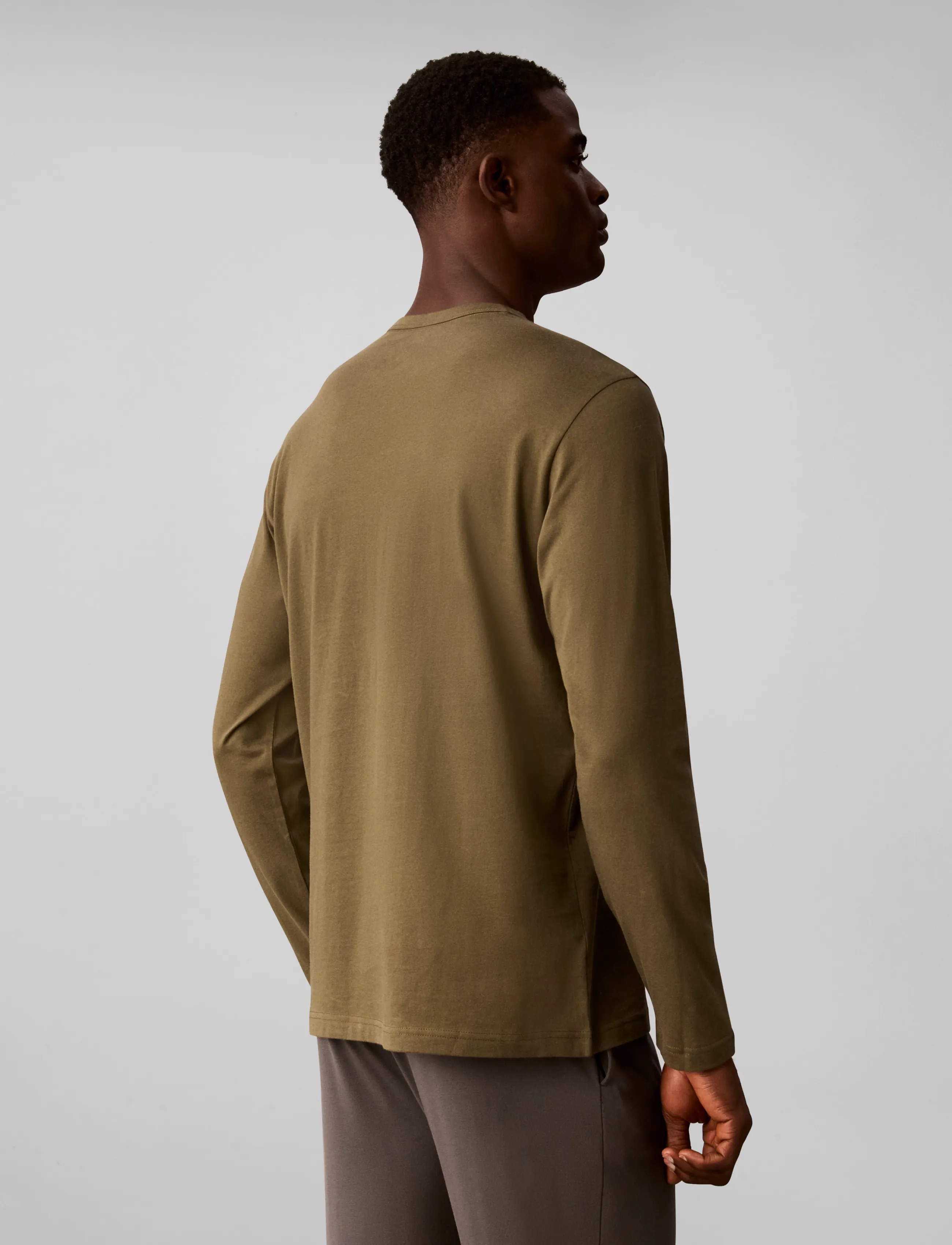 Calvin Klein - L/S CREW NECK - langärmelige t-shirts - olive night - 2