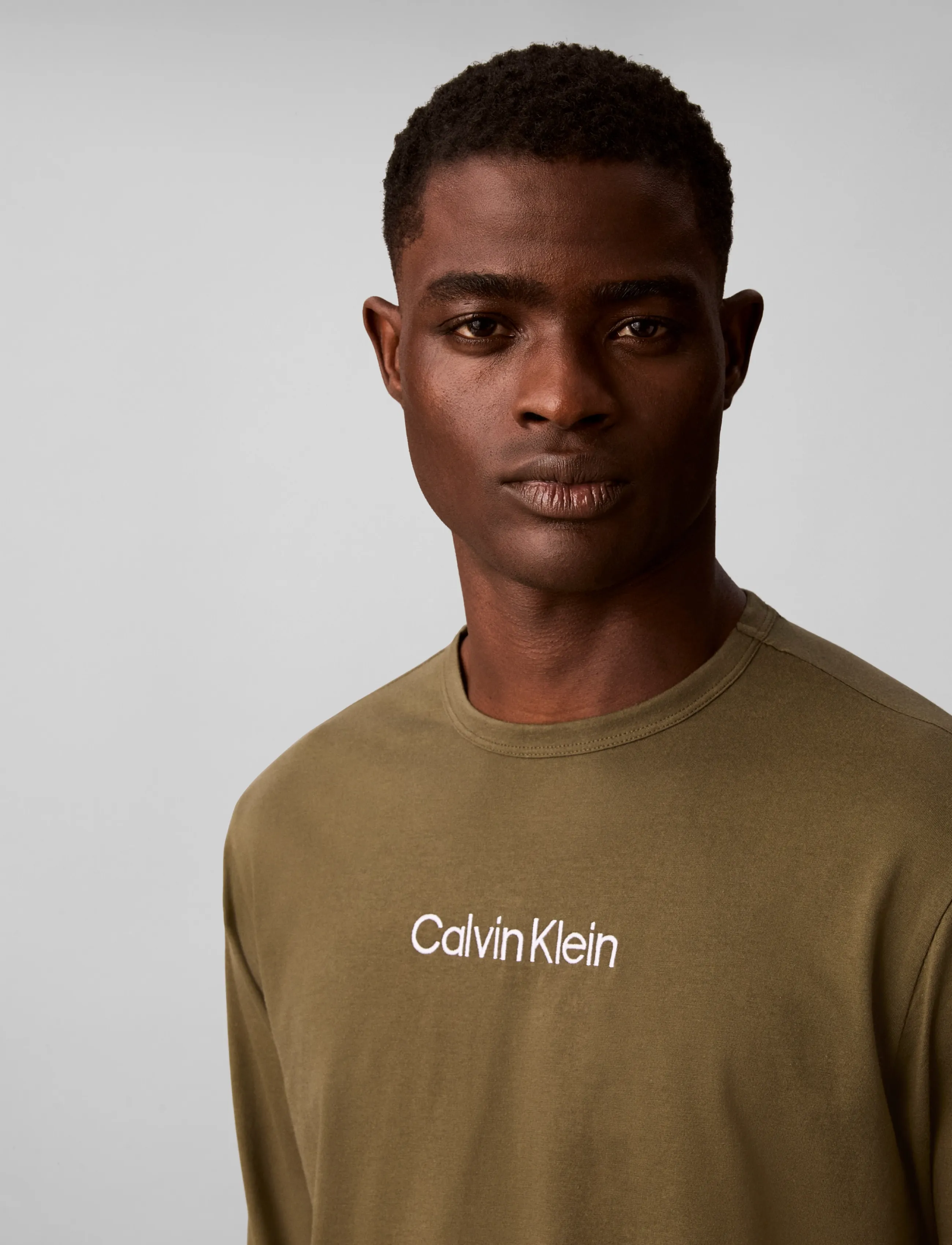 Calvin Klein - L/S CREW NECK - langärmelige t-shirts - olive night - 4