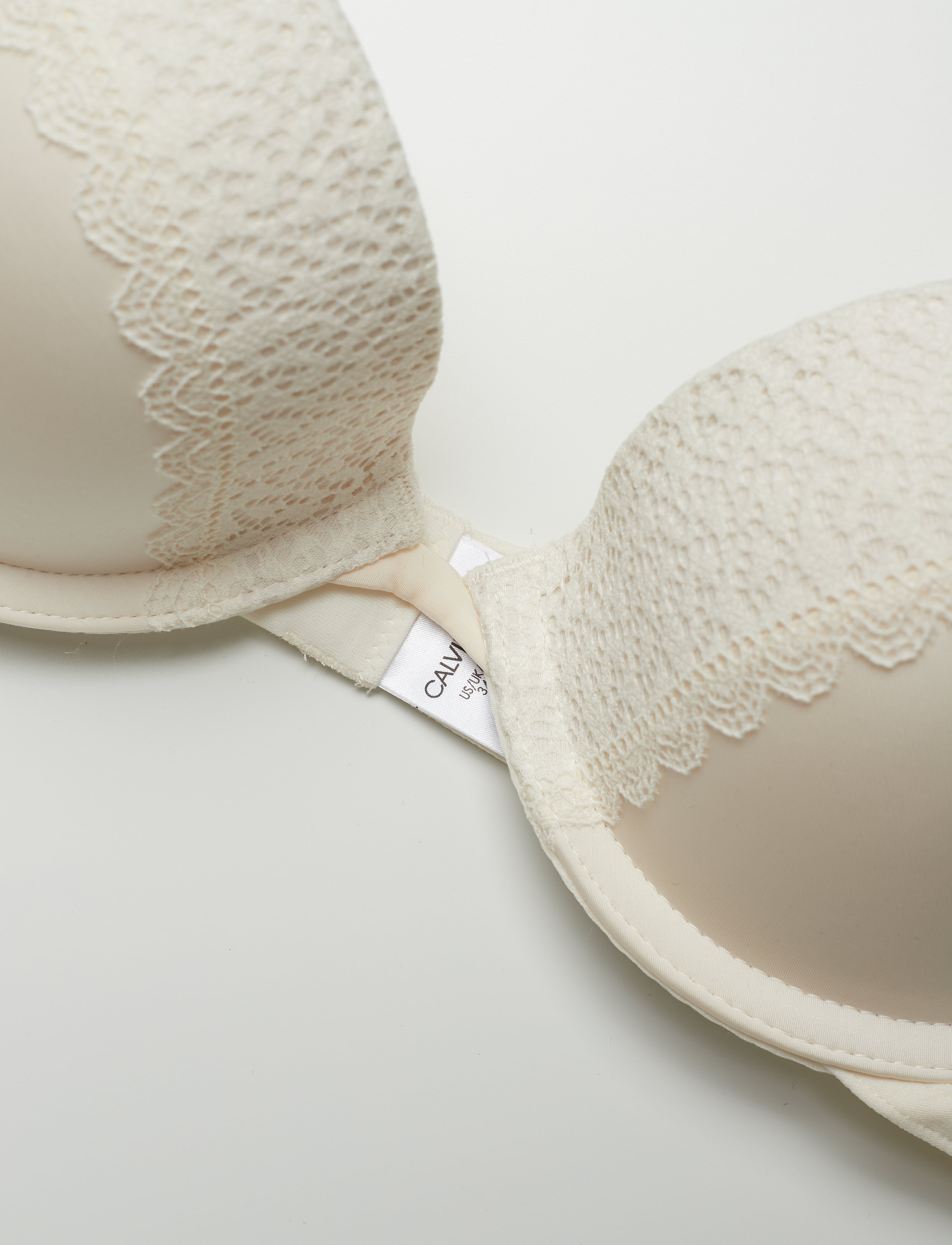 Calvin Klein - PUSH UP PLUNGE - ivory - 5