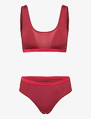 Calvin Klein - UNDERWEAR GIFT SET - liemenėlės, dėvimos po berankoviais marškinėliais - rouge - 0