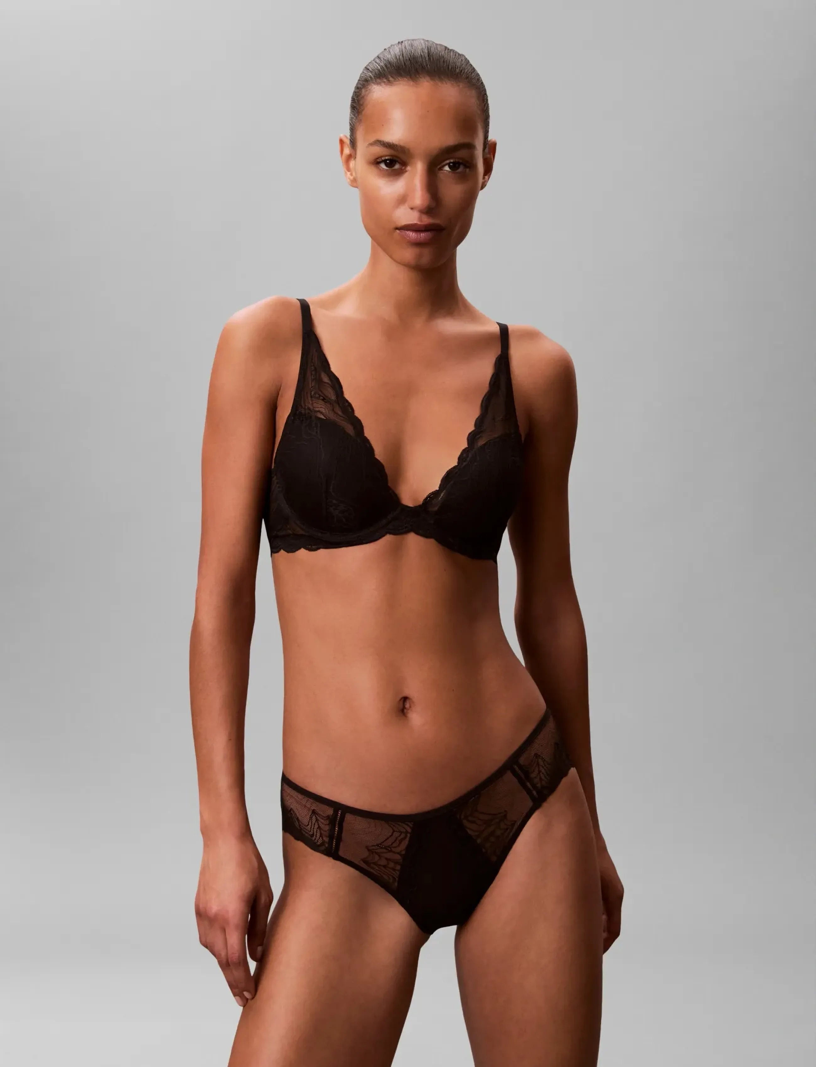Calvin Klein Lightly Lined Plunge, 80 C, Bras & Oberteile, Schwarz - Plunge Bras, Frauen