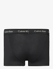 Calvin Klein - 3P LOW RISE TRUNK - die niedrigsten preise - b- eclyps, mcca ornge, olv brnch lg - 3