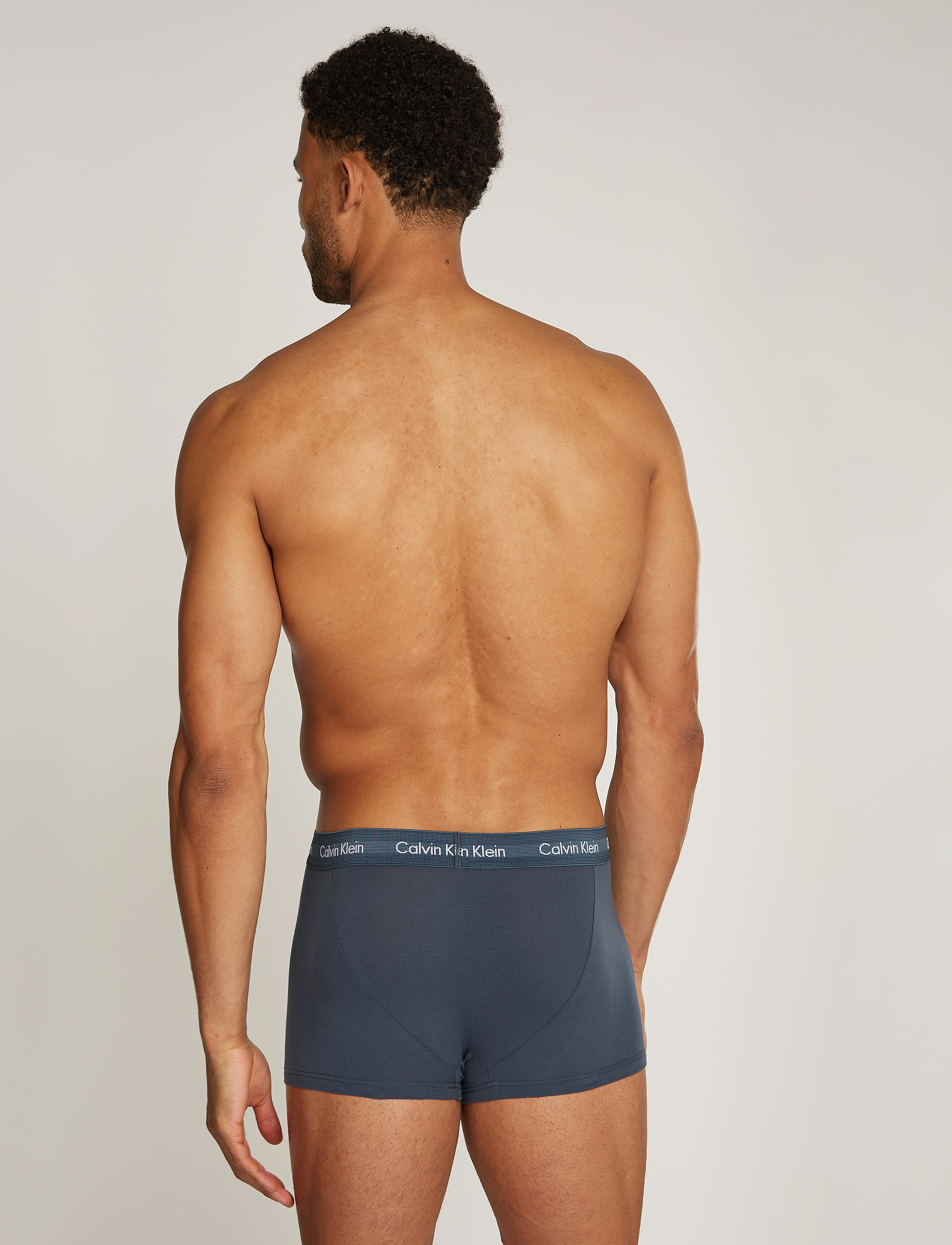 Calvin Klein - 3P LOW RISE TRUNK - black, hemisphere blue, ash - 2