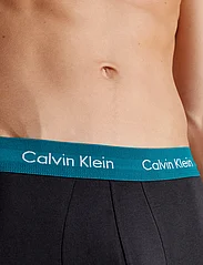 Calvin Klein - 3P LOW RISE TRUNK - zemākās cenas - b- gry htr/chesapeake bay/jwl wbs - 3