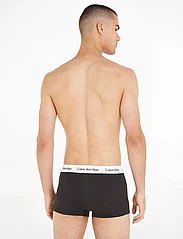 Calvin Klein - 3P LOW RISE TRUNK - multipack underpants - black - 2
