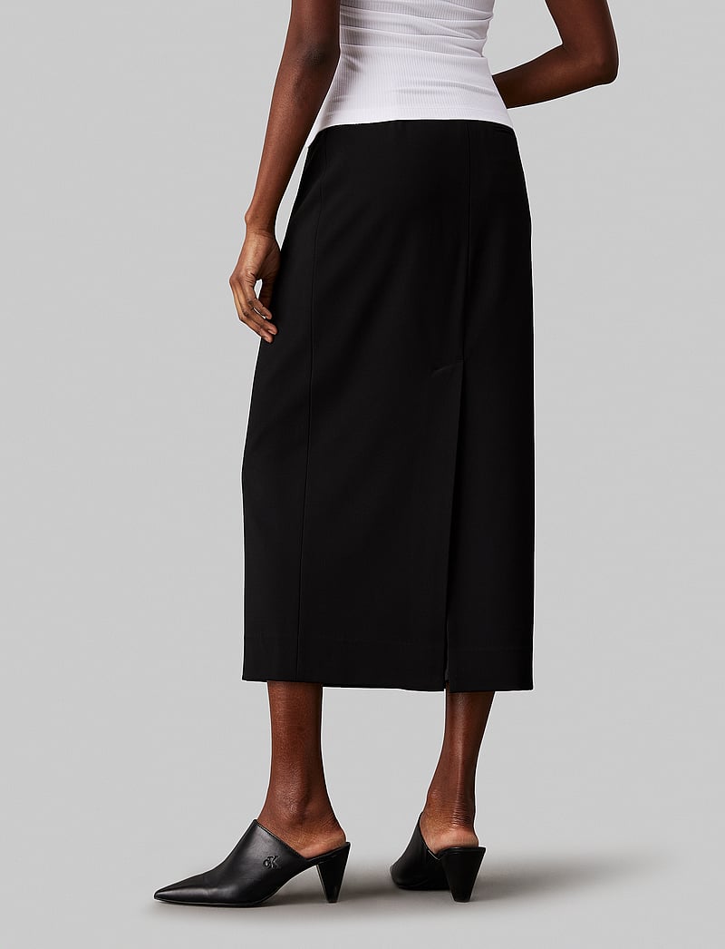 Calvin Klein Soft Crepe Midi Pencil Skirt (CKM40WL674) Midi skirts