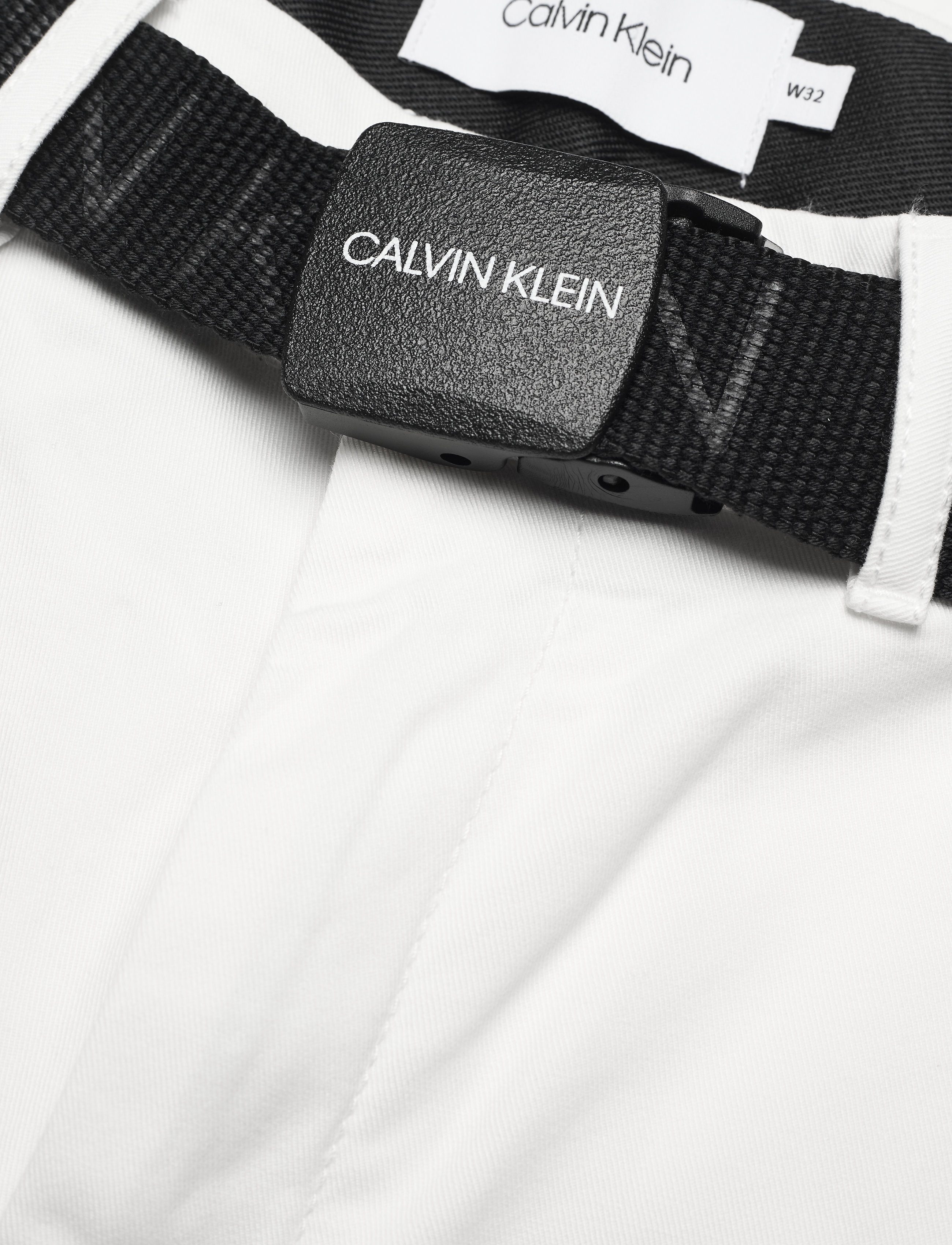 Calvin Klein - GARMENT DYE BELTED SHORTS - bright white - 5