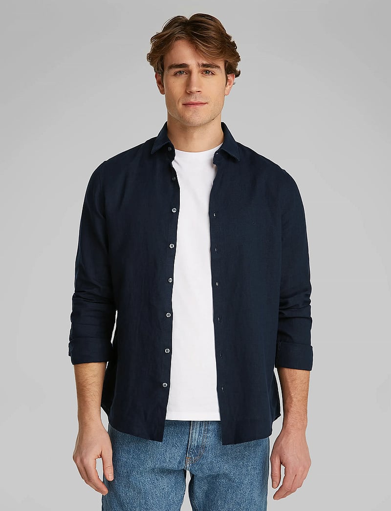 Calvin Klein - LINEN SOLID SLIM SHIRT - leinenhemden - dark sapphire - 0