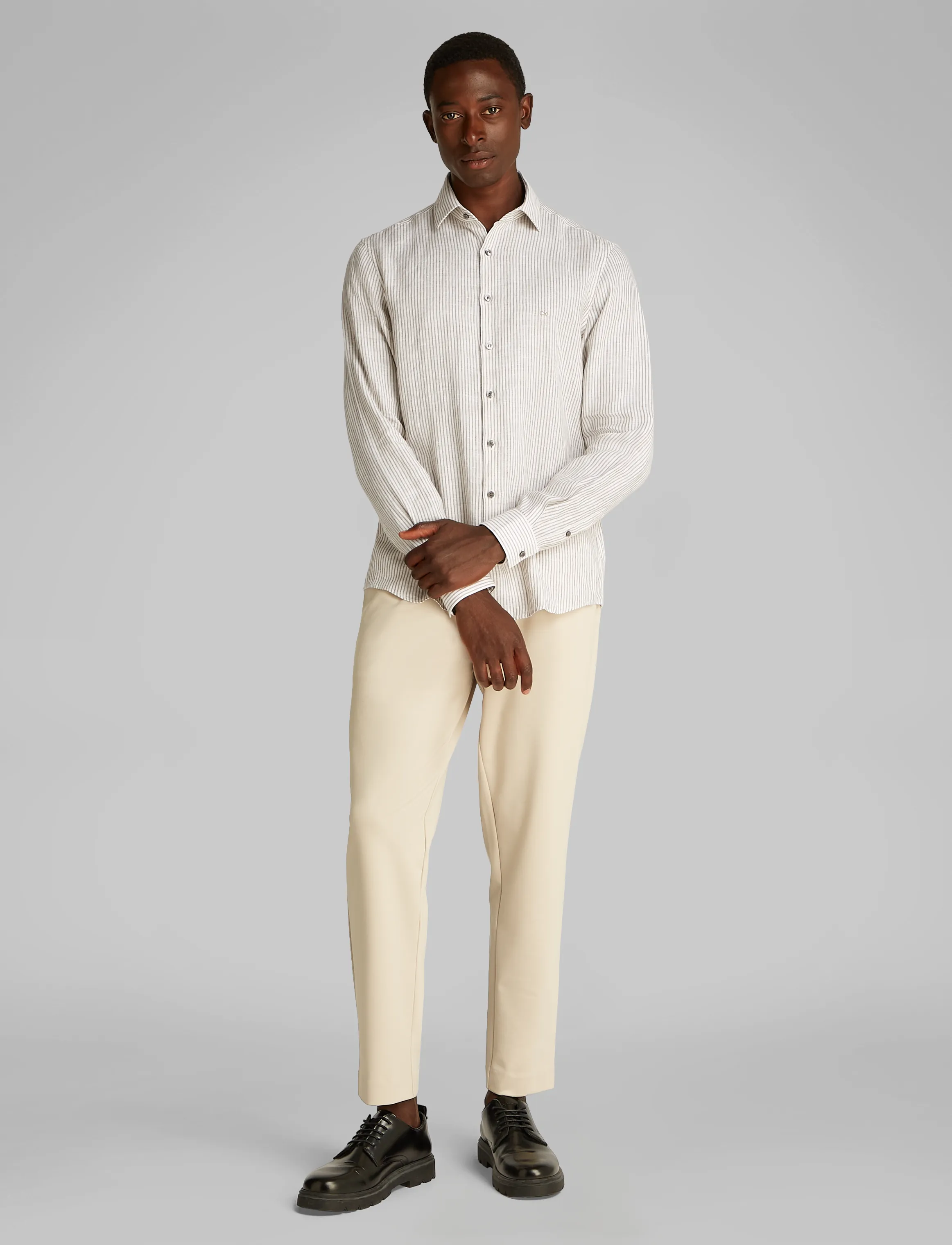 Calvin Klein LINEN STRIPE SLIM SHIRT - Leinenhemden - DELTA GREEN / cream