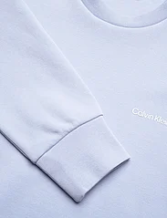 Calvin Klein - MICRO LOGO REPREVE SWEATSHIRT - svetarit - kentucky blue - 2