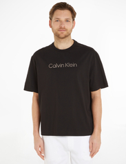 Calvin Klein - SPACE DYE LOGO MOD COMF T-SHIRT - lyhythihaiset - ck black - 2