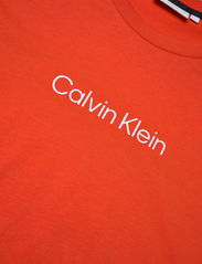 Calvin Klein - HERO LOGO COMFORT T-SHIRT - basic t-shirts - spicy orange - 2