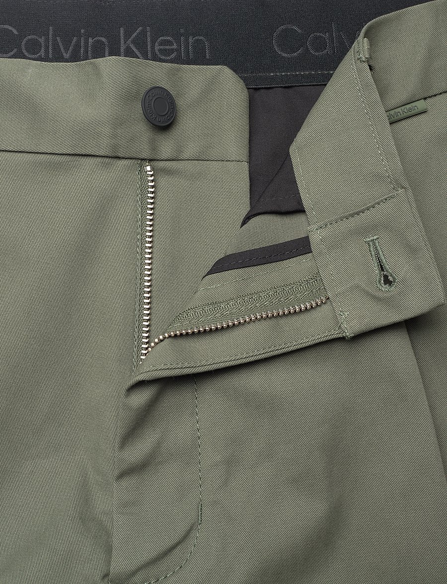 Calvin Klein - MODERN TWILL TAPERED PLEAT - chino-buxur - thyme - 3