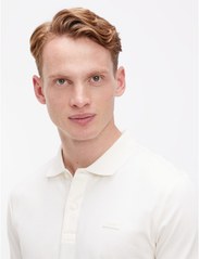 Calvin Klein - SMOOTH COTTON  SLIM POLO - polo marškinėliai trumpomis rankovėmis - egret - 4