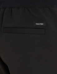 Calvin Klein - COMFORT KNIT TAPERED PANT - ck black - 5