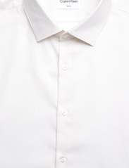 Calvin Klein - STRUCTURE SOLID SLIM SHIRT - basic shirts - white - 2