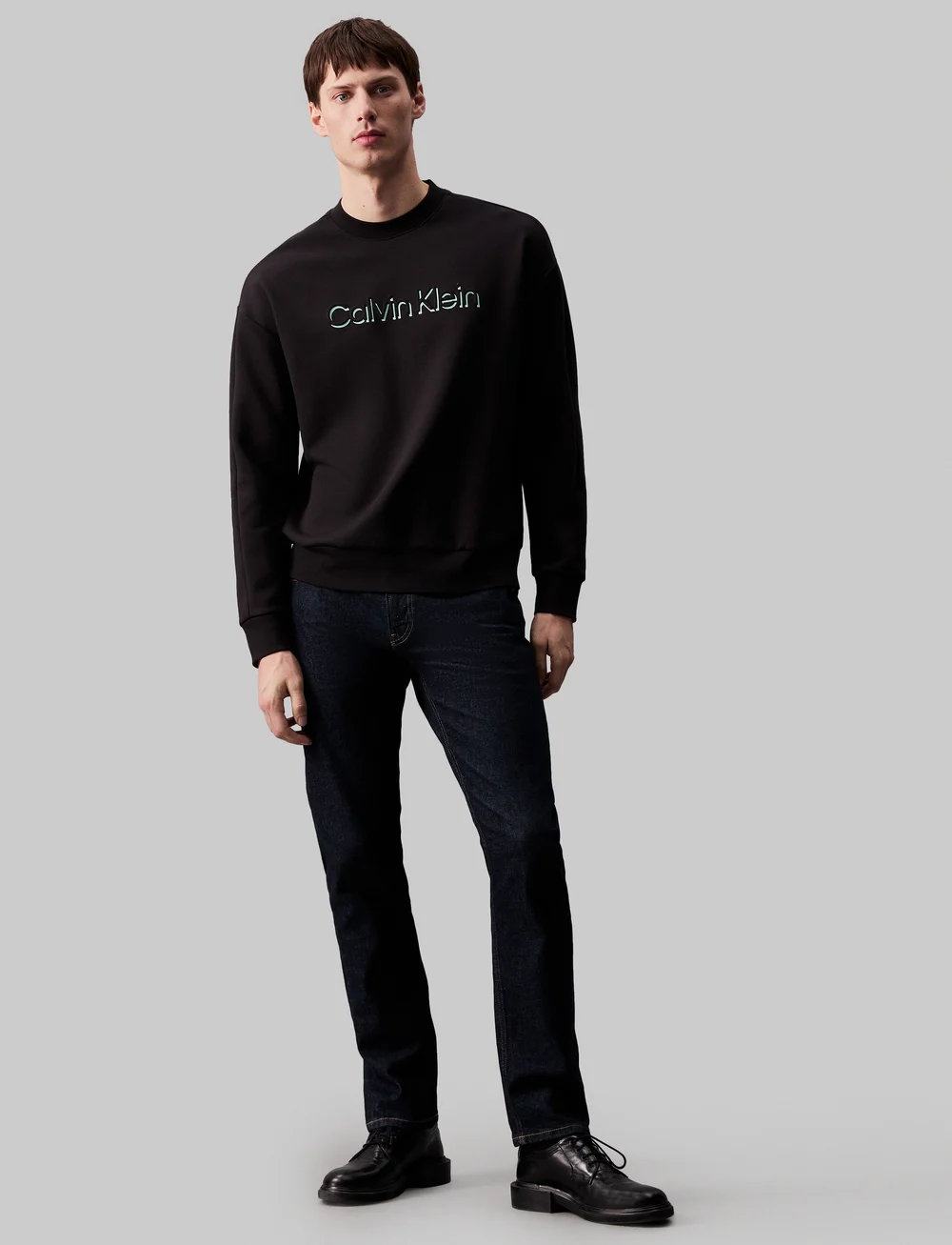 【 】Shadow Embossed Logo スウェットシャツ Calvin Klein Shadow Embossed Logo Sweatshirt – sweatshirts
