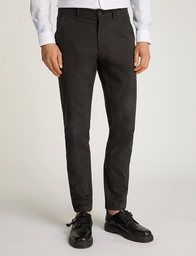 Calvin Klein - SATEEN STRETCH SLIM CHINO - chinos - ck black - 4