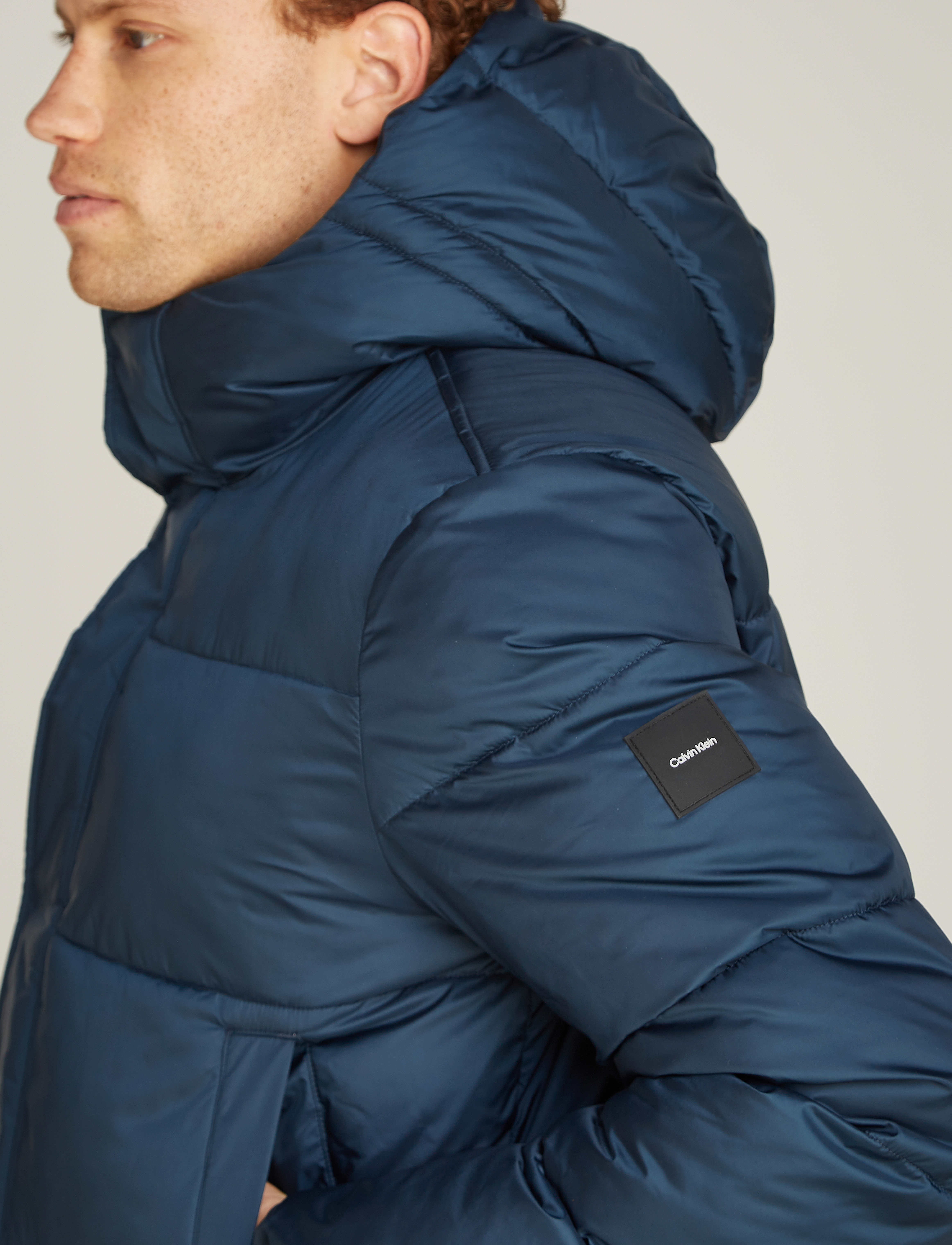 Calvin Klein - LONG HOODED QUILT PUFFER MW - ink - 3