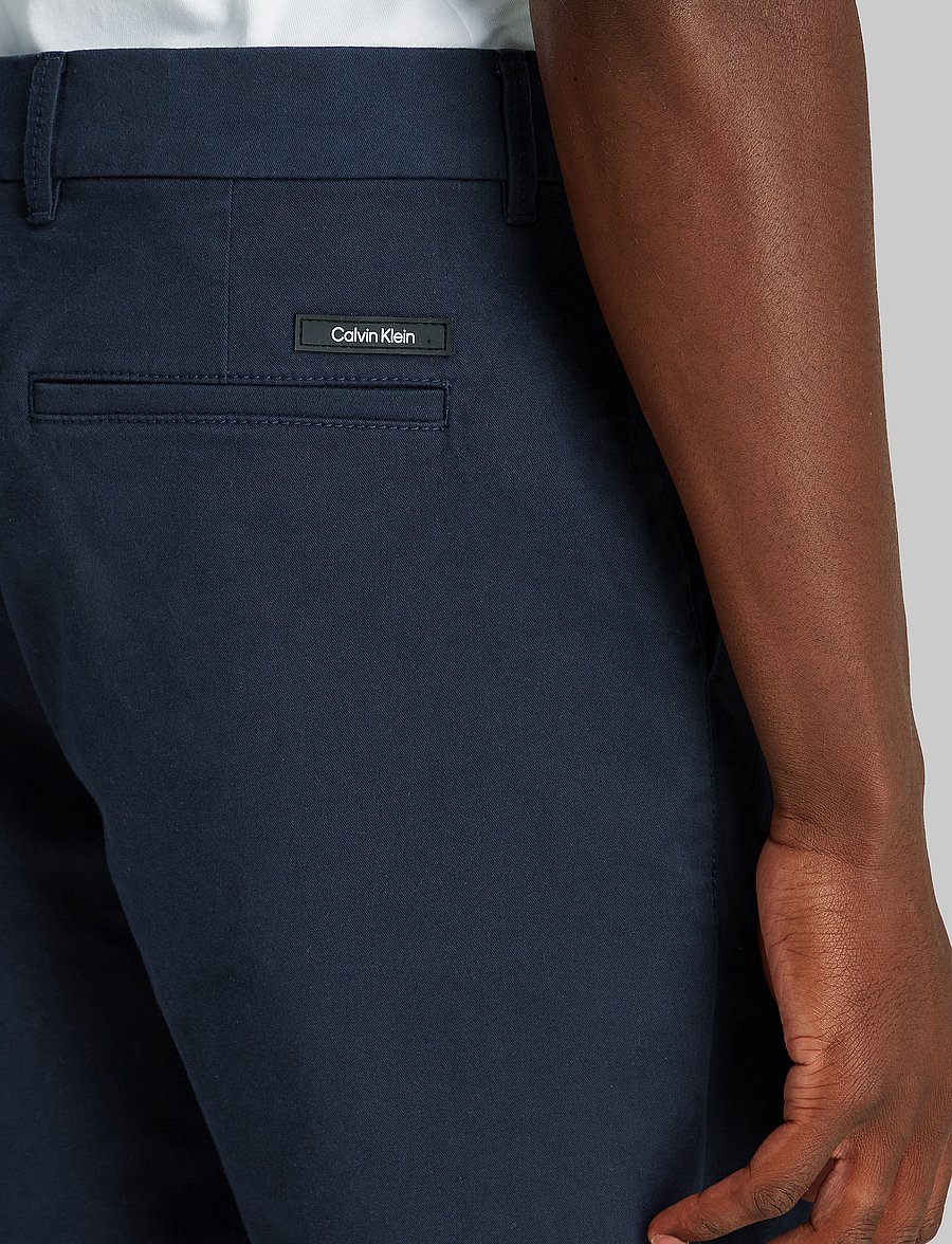 Calvin Klein - MODERN TWILL SLIM CHINO - dark sapphire - 4