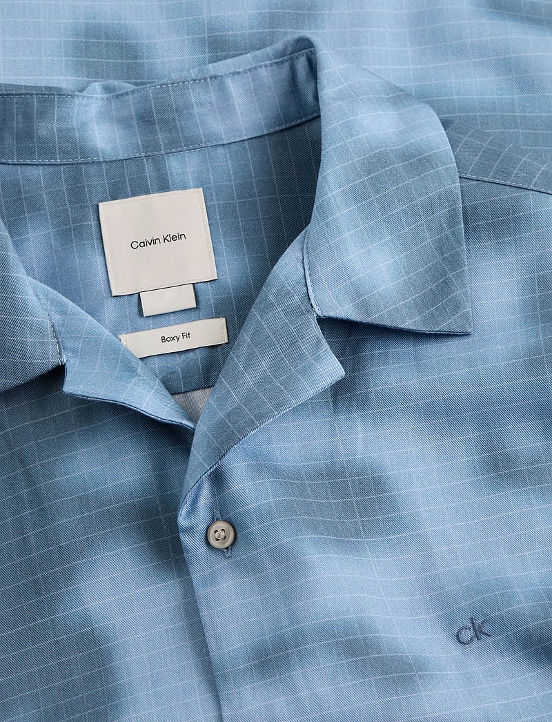 Calvin Klein - FLORAL AOP S/S LYOCELL SHIRT - kurzarmhemden - texture tension all over print - 5