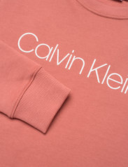Calvin Klein - CORE LOGO LS SWEATSHIRT - džemperiai su gobtuvu - muted pink - 2