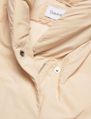 Calvin Klein - RECYCLED DOWN WRAP PUFFER COAT - vinterjakker - tuscan beige - 2
